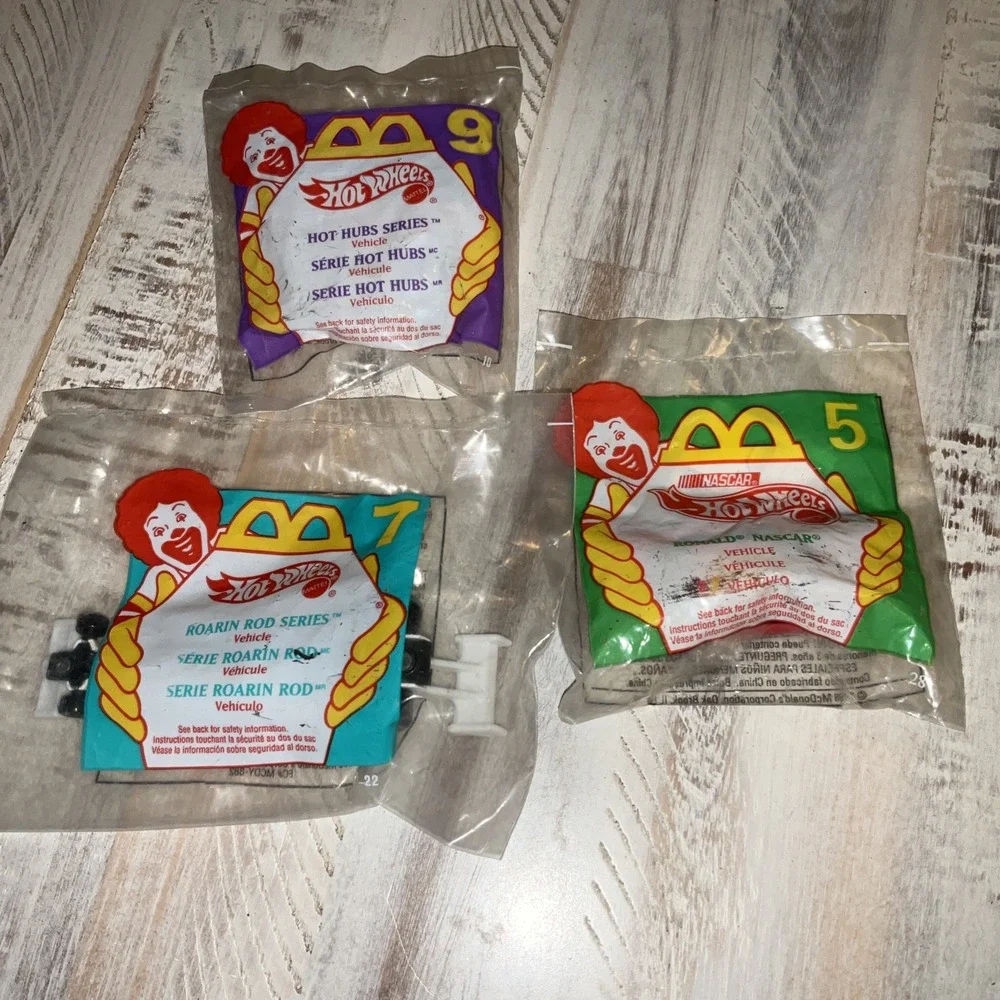 Vintage McDonalds Happy Meal Toy Lot 3 Hot Wheels 1995 NASCAR Roarin Rods